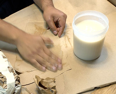 fotografía del proceso de elaboración de una mojiganga